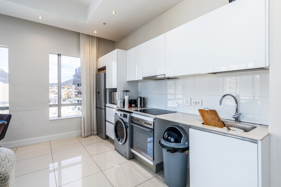 2 Bedroom Property for Sale in Cape Town City Centre Western Cape